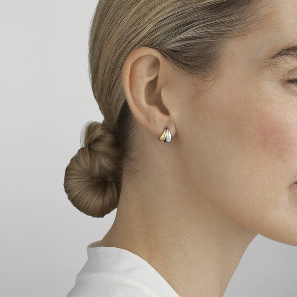 Georg Jensen Curve oorbellen 501A zilver/goud Georg Jensen Curve oorbellen 501A zilver/goud