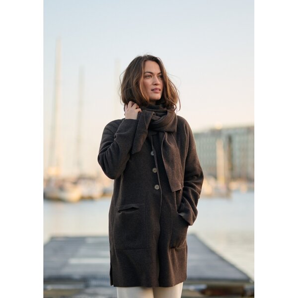 Henriette Steffensen Copenhagen Scarf Triangle 4051-914 Soft Black Henriette Steffensen Copenhagen Scarf Triangle 4051-914 Soft Black